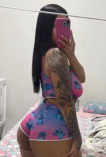 (_JOVENCITA JUGUETONA Y DE PECHO NATURAL_) EN BERLANGA