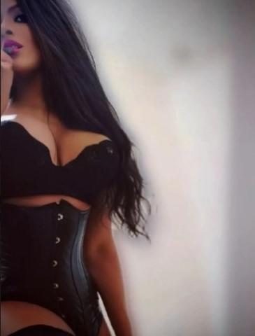 (_SOY UNA MUJER DOMINANTE, DURA Y COMPLACIENTE_) EN BARRIKA