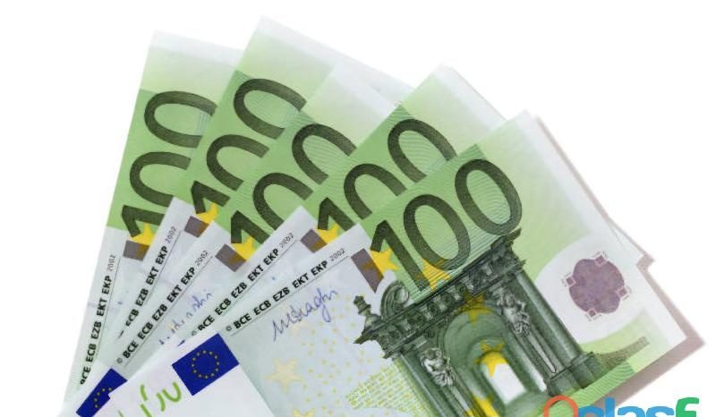 A MUJER MADURA CON UNA VIDA NORMAL EN ALCALÁ DE HENARES