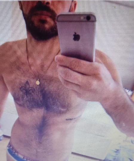 ADRIÁN NUEVO BIXESUAL EN ALMOROX