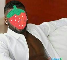 AFRICANO CON MANGUERA BOMBERO PARA TRIO EN ZARAGOZA