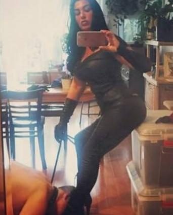 AMA SARA DOMINA BDSM Y ALGO MAS VIZCAYA EN ATXONDO