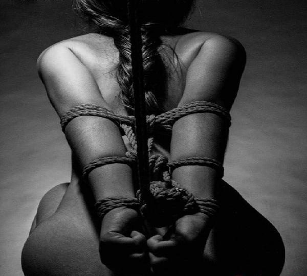 AMO DE 41 AÑOS BUSCA SUMISA EN ZARAGOZA