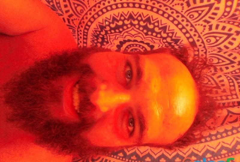 ARTISTA BUSCA MUSAS QUE LO INSPIREN EN ADEJE