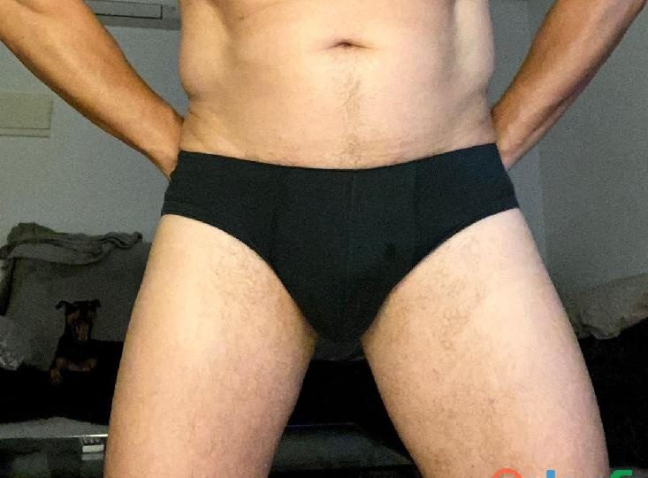 BUSCO CHICO ARABE EN LOS ALCÁZARES