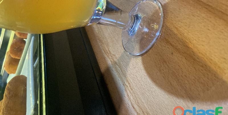 BUSCO CHICO HETERO O BI EN SEVILLA