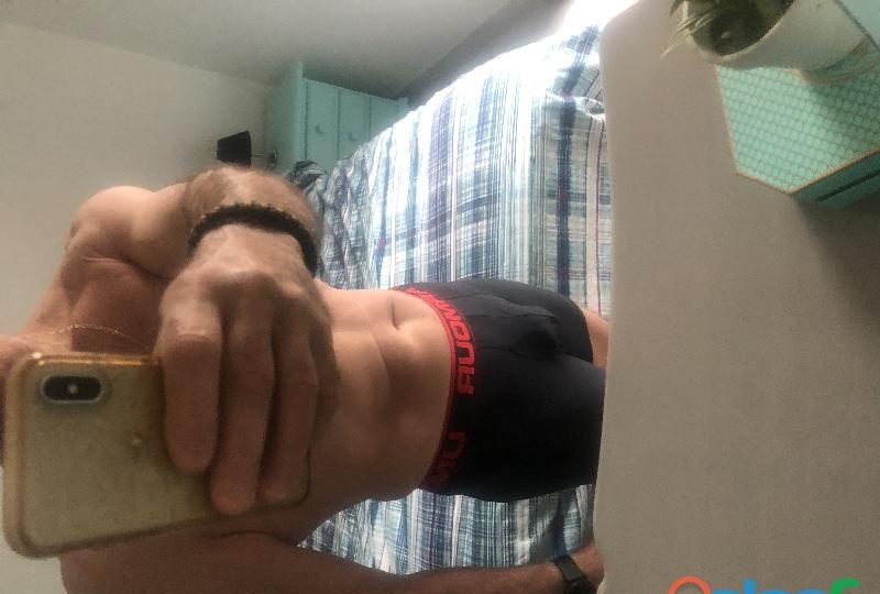 BUSCO EN ARENAS DE SAN PEDRO UNA FOLLÁ MIGA EN ARENAS DE SAN PEDRO