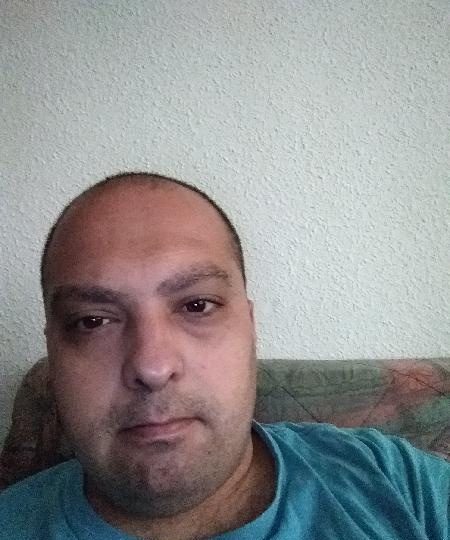 BUSCO FOLLAAMIGA EN ALCALÁ DE HENARES EN ALCALÁ DE HENARES