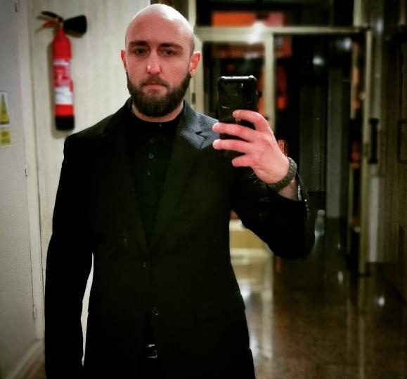 BUSCO FOLLAMIGA EN MADRID