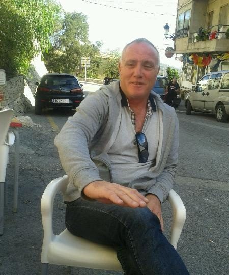 BUSCO MADURA ATREVIDA O ABURRIDA 47 .60 AÑOS EN BENIDORM