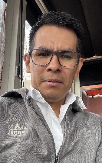 BUSCO HOMBRE DE 60 EN ADELANTE EN TORREVIEJA