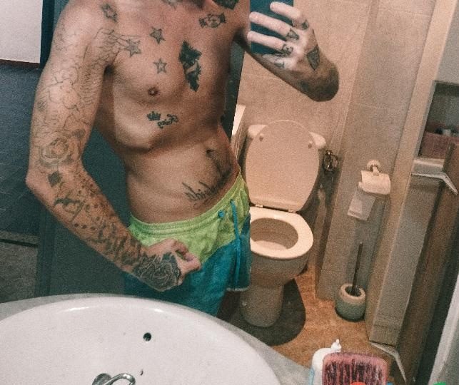 BUSCO MUJER O PAREJA H M EN SALOU