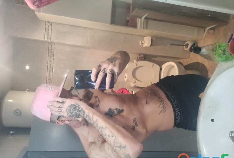 BUSCO MUJER ,TÍOS NO EN SALOU