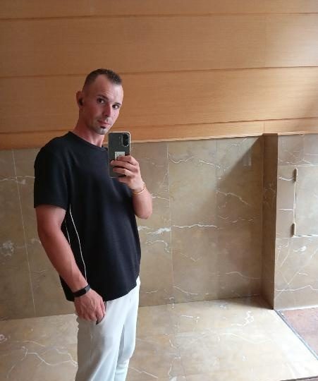 BUSCO PAREJA O CHICA QUE QUIERE PASÁRSELO BIEN EN CALAFELL