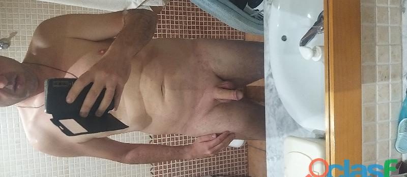 BUSCO PASIVO GAY PARA FOLLAR EN ALBACETE EN ALBACETE