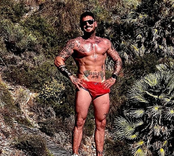 BUSCO SUGAR MAMI EN LOS ALCÁZARES