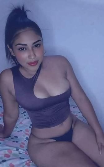 BUSCO TIO BIEN CACHONDO Y GUARRO EN LA CAMA / LLEIDA EN ALMATRET