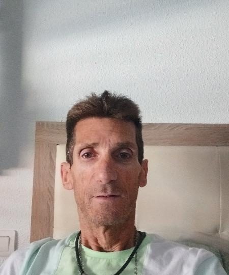 BUSCO TÍOS ASTIVO EN PAMPLONA