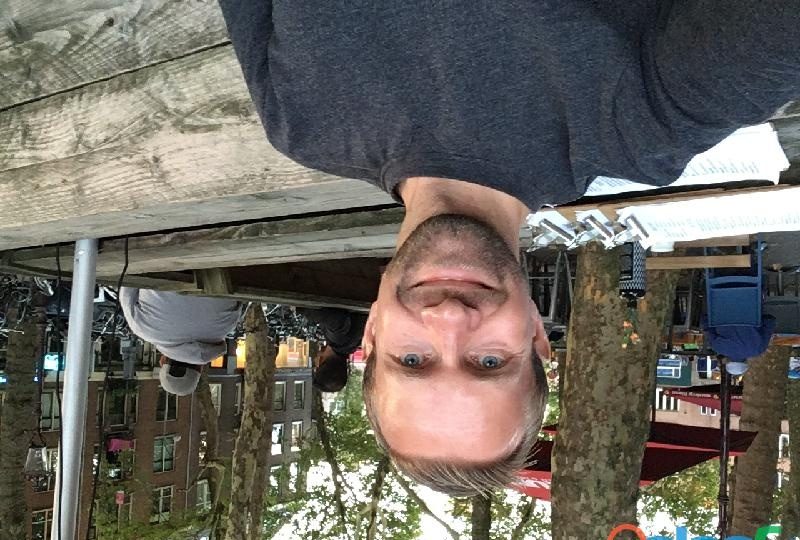 BUSCO TRIO SEXUAL CON DOS MUJERES (€) EN ESPAÑA