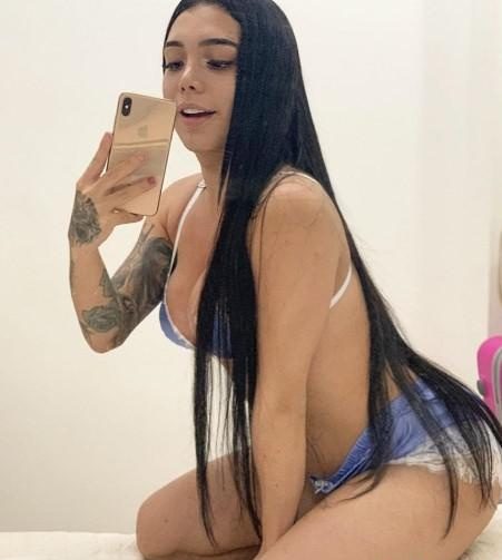 BUSCO UN HOMBRE Q ME DE MUCHO SEXO / EN A CORUÑA