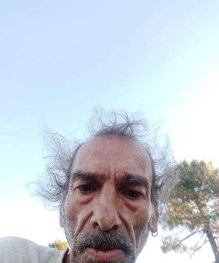 BUSCO UNA MUJER MADURA VIUDA ME DA IGUAL ESPAÑOLA QUE QUIERA SEXO A CIEGAS GRATIS ENLAZAMOS EL MARQU EN NAVALPERAL DE PINARES