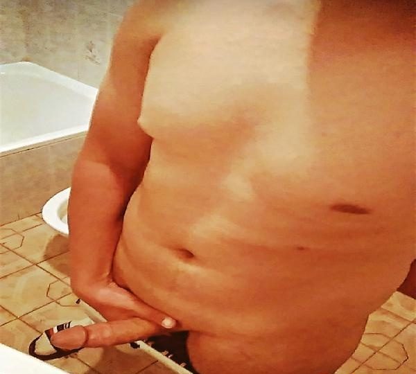 BUSCO UNA MUJER O PAREJA O CHICA EN LOS ALCÁZARES