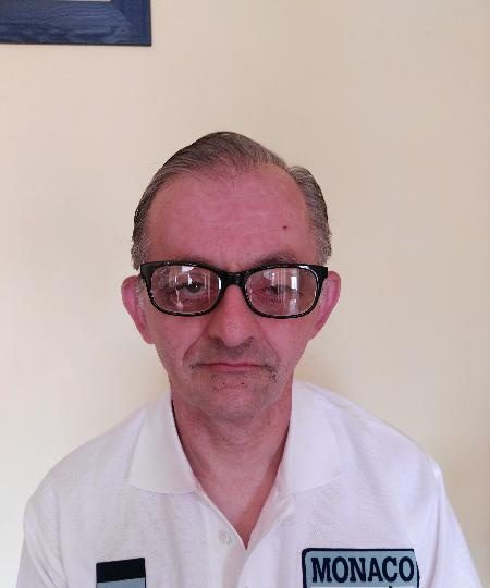 BUSCOFOLLAAMIGA EN FUENGIROLA