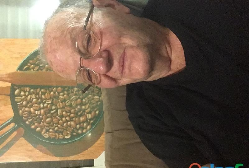 CÉLIBATAIRE RECOIT UN HOMME A XERTA EN TOUTES DISCRÉTION EN TARRAGONA