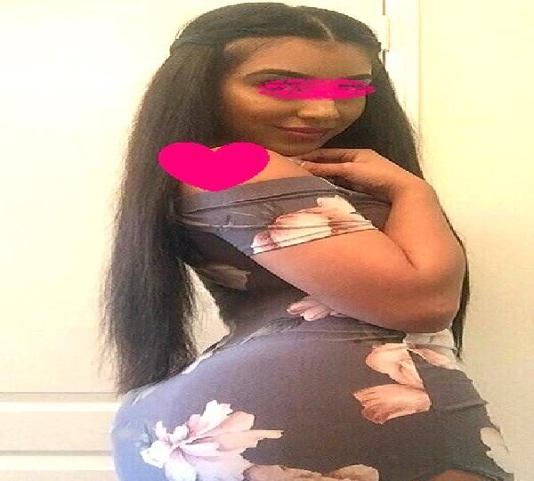 CHICA BIEN GUARRA, PUTICA, ME ENCANTA FOLLAR LLAMAME EN BADAJOZ