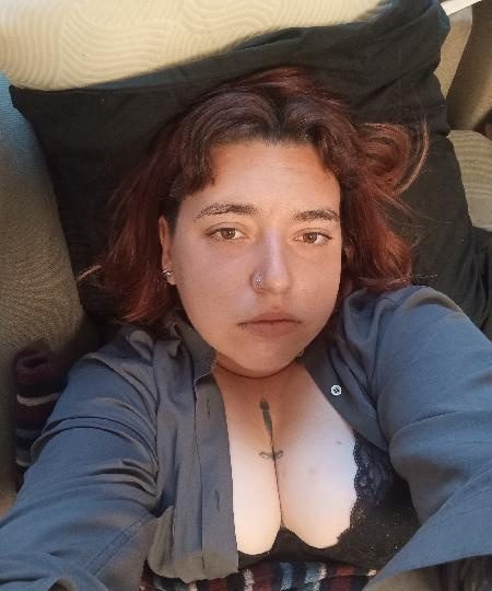 CHICA JOVEN ESPAÑOLA GORDITA Y TATUADA EN ZARAGOZA