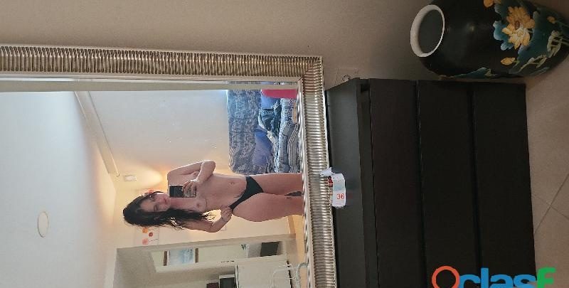 CHICA NUEVA EN LA ISLA EN LAS PALMAS