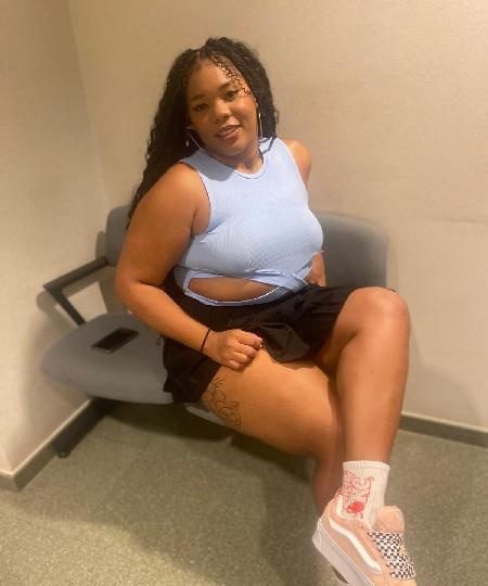 CHICA PARTICULAR CON SITIO DISCRETO Y AMBIENTADO EN TORRENT VALENCIA