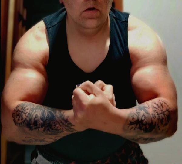 CHICARRON DEL NORTE,MASAJISTA PARTICUAR EN A DOMICILIOS Y HOTELES..FOTOS EN EL ANUNCIO EN BOIRO