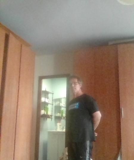 CHICO 45 HACE CUNNILINGUS A MADURA EN GRANADA