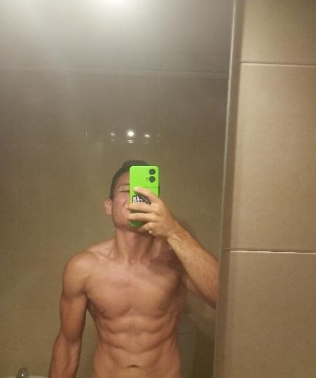 CHICO ATLÉTICO DEPORTISTA EN MURCIA