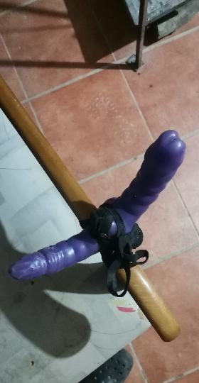 CHICO BUSCA CHICA EN ALHENDÍN