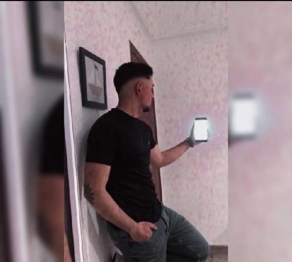 CHICO BUSCA CHICA EN ALICANTE