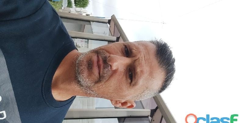 CHICO BUSCA CHICA O PAREJA PARA QUEDAR AHORA Y TERMINAR LA FIESTA EN LA ALGABA
