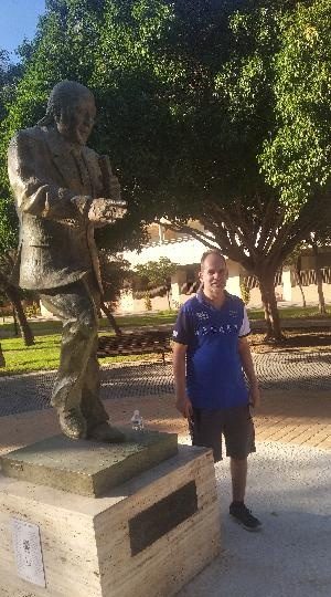 CHICO BUSCA CHICA PARA ENCUENTROS POR AYUDA EN ALHAURÍN DE LA TORRE