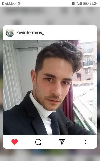 CHICO DE COMPAÑIA EN ESPAÑA