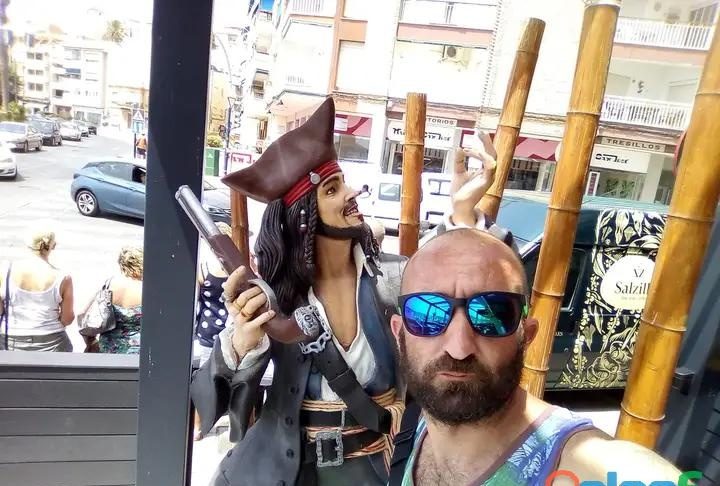 CHICO ESPAÑOL BUSCO ALOJAMIENTO A CAMBIO SEXO O TRABAJOS EN ALICANTE