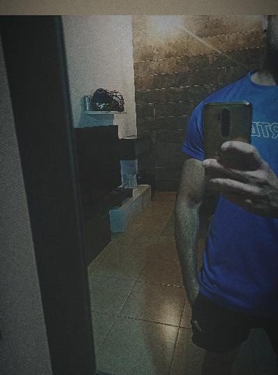 CHICO ESPAÑOL DE 26 AÑOS EN BURGOS