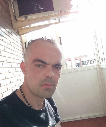 CHICO GUAPO BUSCA HACER CUNNILINGUS A CHICAS DE CUALQUIER EDAD EN ALBACETE