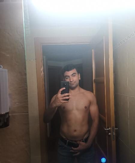 CHICO JOVEN EN DENIA. LISTO PARA COMPLACERTE EN DÉNIA