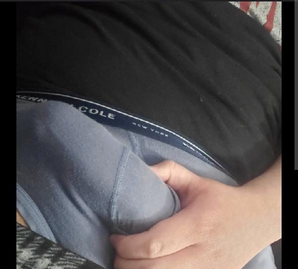 CHICO MUY ACTIVO EN BADAJOZ