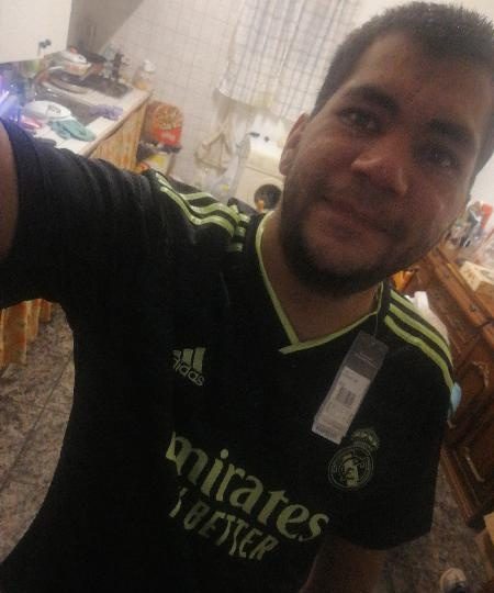 CHICO SOLTERO POLLON 3542 EN ARONA