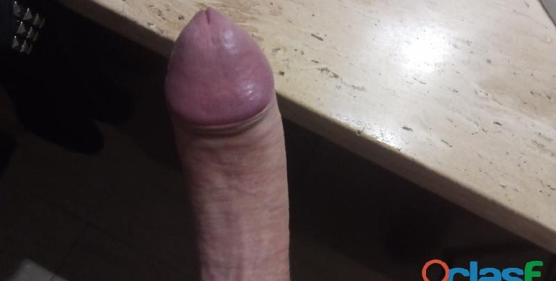 CHICO UNIVERSITARIO PARA CHICAS O PAREJITAS (ASTURIAS ) EN GIJON