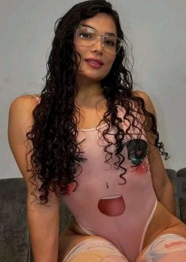 COLOMBIANA SUPER COMPLACIENTE EN LA CAMA ¡ EN ADSUBIA