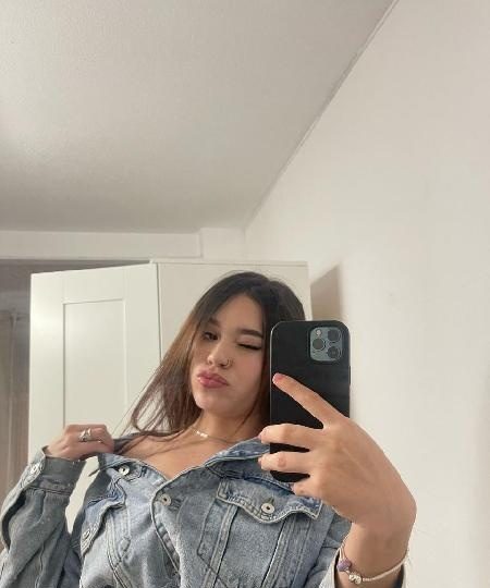 CON GANAS DE LECHE SOBRE MIS TETAS PACK HORAS