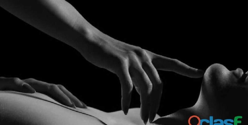 DAFNE MASAJISTA CATALANA CARIÑOSA EN GIRONA